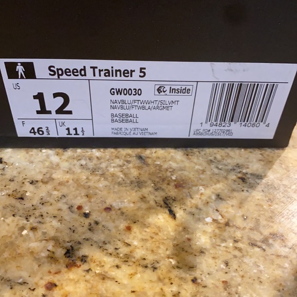 Speed Trainer 5 navy blue/white Baseball shoes price is firm! NO low ballers!!!! - Picture 5 of 6